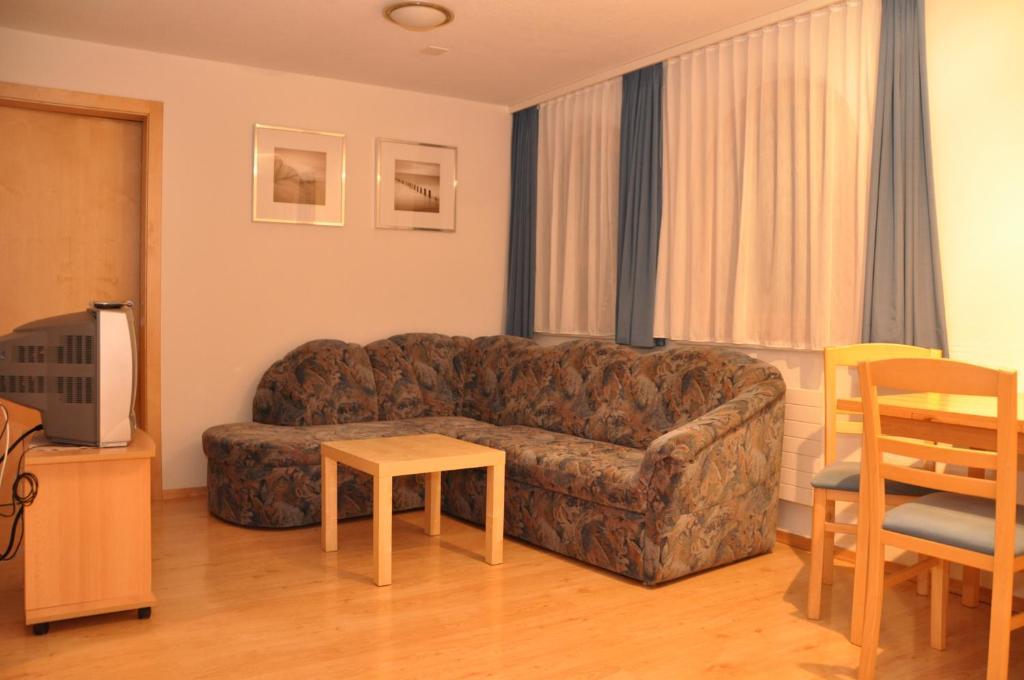 דירות זאמנאון Haus Gentiana חדר תמונה